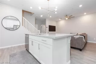 Photo #6: 2574574 Listing 