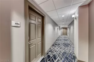 Photo #2: 2574577 Listing