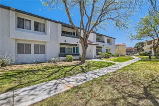 Photo #2: 2574587 Listing