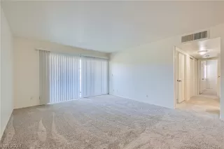 Photo #6: 2574587 Listing