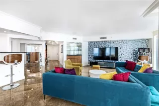 Photo #1: 2574603 Listing 