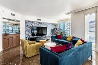 Photo #2: 2574603 Listing 