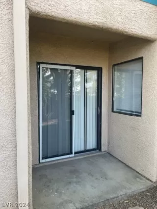 Photo #5: 2574624 Listing