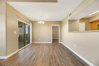 Photo #6: 2574635 Listing 