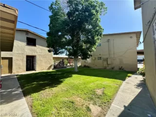 Photo #1: 2574641 Listing