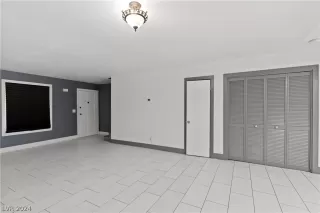 Photo #5: 2574643 Listing