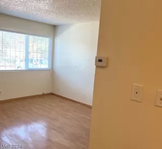 Photo #6: 2574649 Listing 