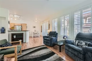 Photo #5: 2574651 Listing