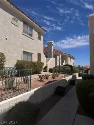 Photo #1: 2574714 Listing 