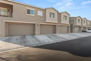 Photo #1: 2574724 Listing