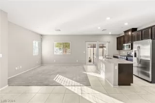 Photo #3: 2574724 Listing