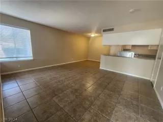 Photo #4: 2574737 Listing 