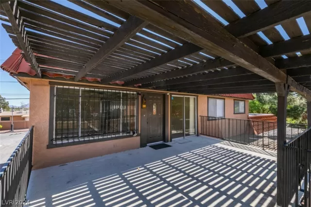 MLS: 2574755 Condo For Sale