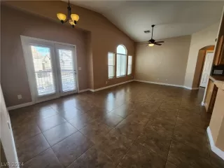 Photo #3: 2574760 Listing 