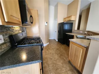 Photo #4: 2574760 Listing 