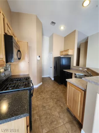 Photo #5: 2574760 Listing 