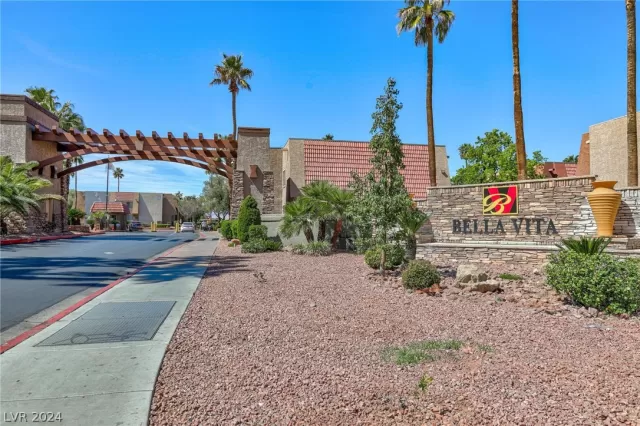 MLS: 2574767 Condo For Sale