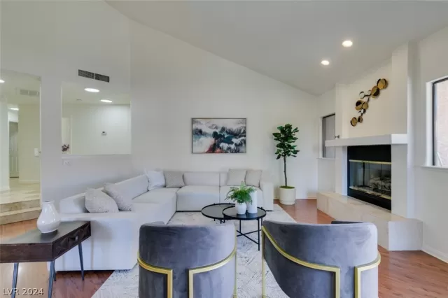 MLS: 2574785 Condo For Sale