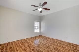 Photo #4: 2574787 Listing