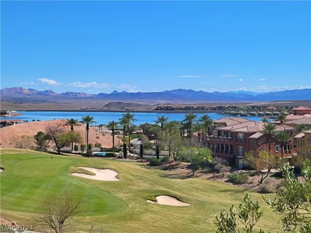 MLS: 2574789 Condo For Sale