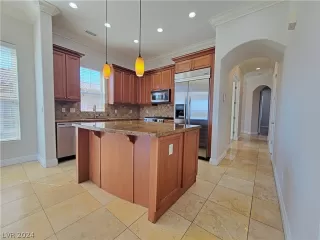 Photo #3: 2574789 Listing 