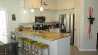 Photo #5: 2574790 Listing 
