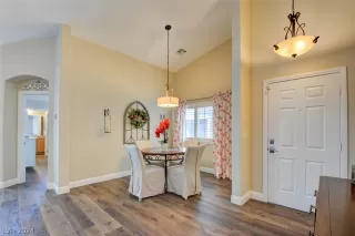 Photo #1: 2574816 Listing