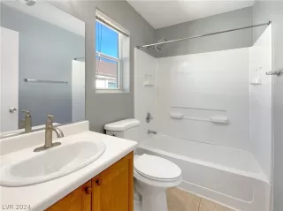 Photo #6: 2574826 Listing