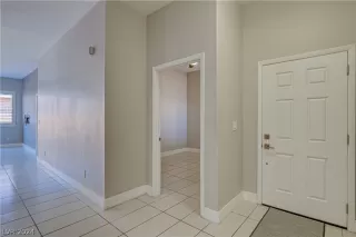 Photo #6: 2574840 Listing