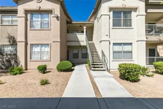 Photo #1: 2574854 Listing