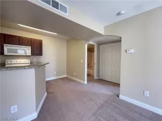 Photo #4: 2574873 Listing 