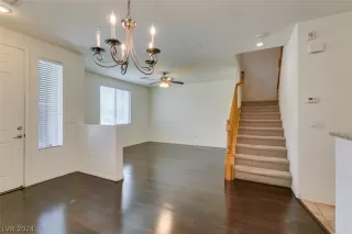 Photo #3: 2574897 Listing 