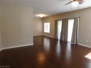 Photo #4: 2574899 Listing 