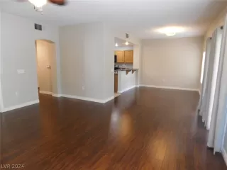 Photo #6: 2574899 Listing 