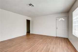 Photo #2: 2574909 Listing 