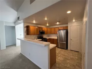 Photo #4: 2574953 Listing 