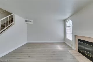 Photo #5: 2574993 Listing 