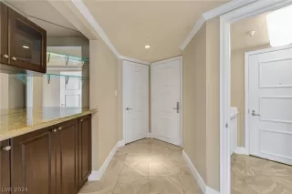 Photo #2: 2574998 Listing 