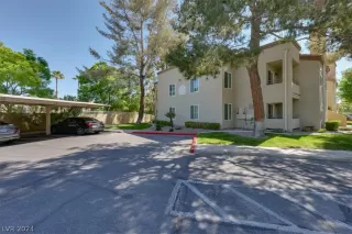 Photo #1: 2575007 Listing