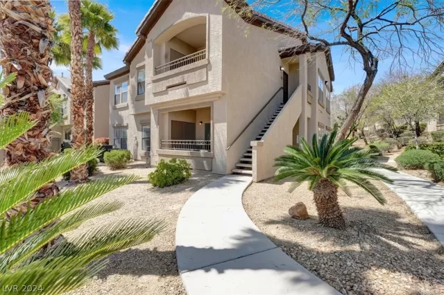 MLS: 2575009 Condo For Sale