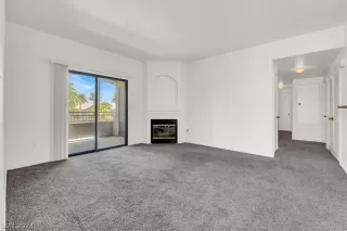 Photo #4: 2575009 Listing