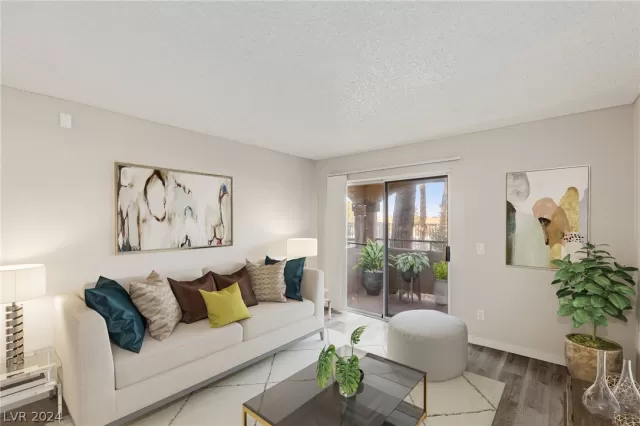 MLS: 2575025 Condo For Sale