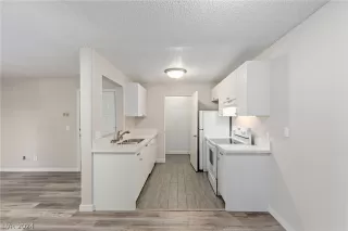 Photo #6: 2575025 Listing