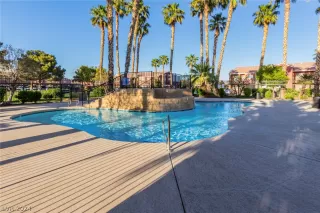 Photo #5: 2575048 Listing 