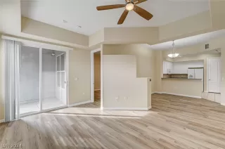 Photo #2: 2575074 Listing