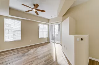 Photo #3: 2575074 Listing