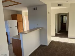 Photo #5: 2575081 Listing 