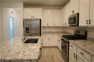 Photo #2: 2575093 Listing 