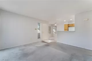 Photo #3: 2575114 Listing