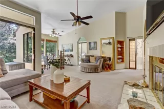 Photo #1: 2575117 Listing